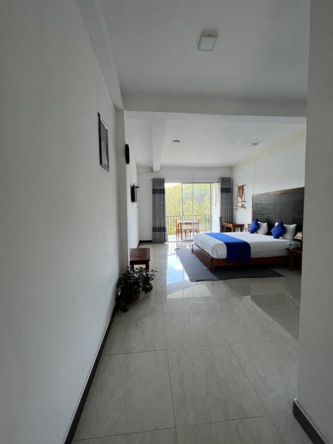 Ella Silloam Vila Exterior foto