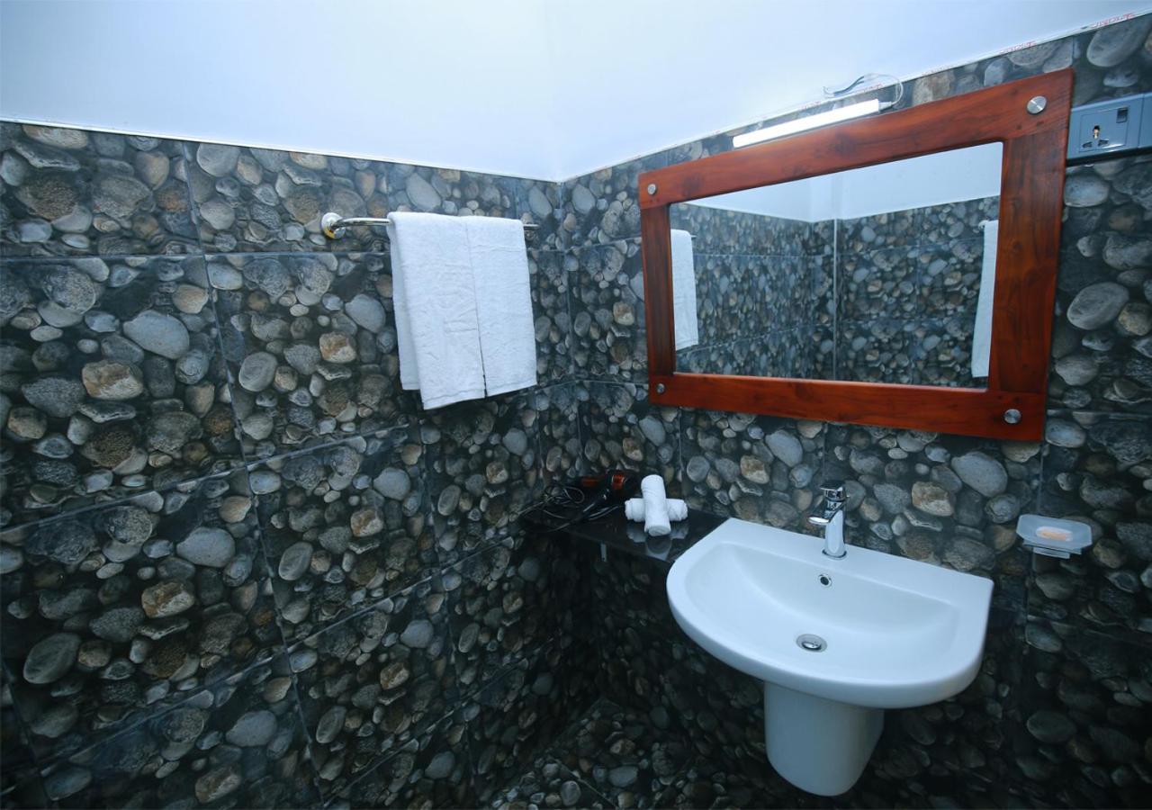 Ella Silloam Vila Exterior foto