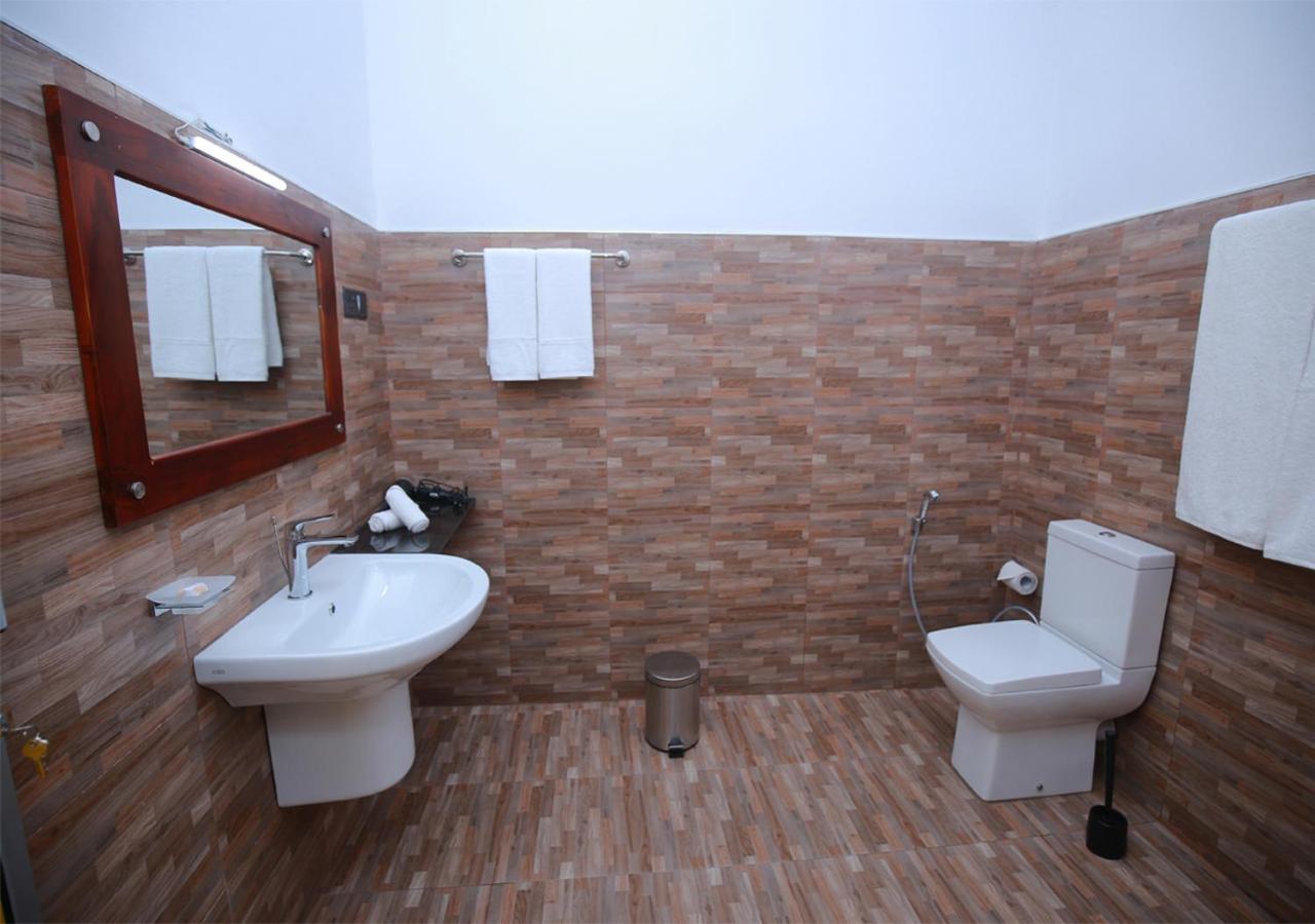 Ella Silloam Vila Exterior foto
